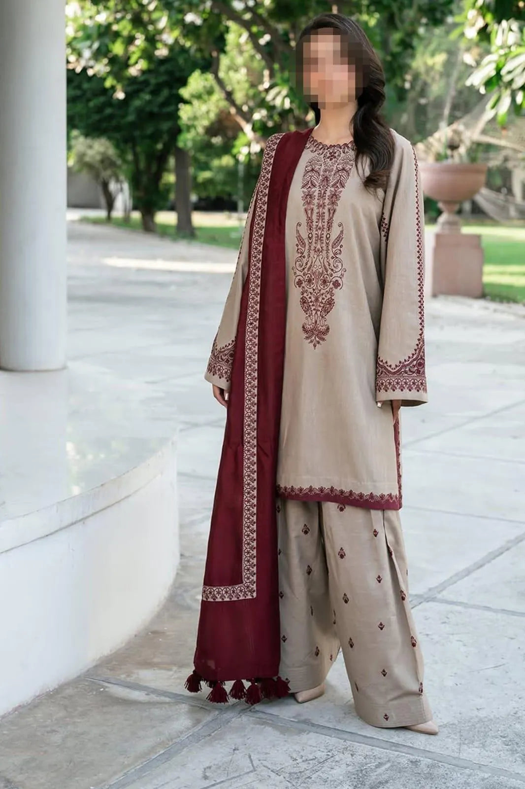3 Pcs Women's Unstitched Embroidered Suit